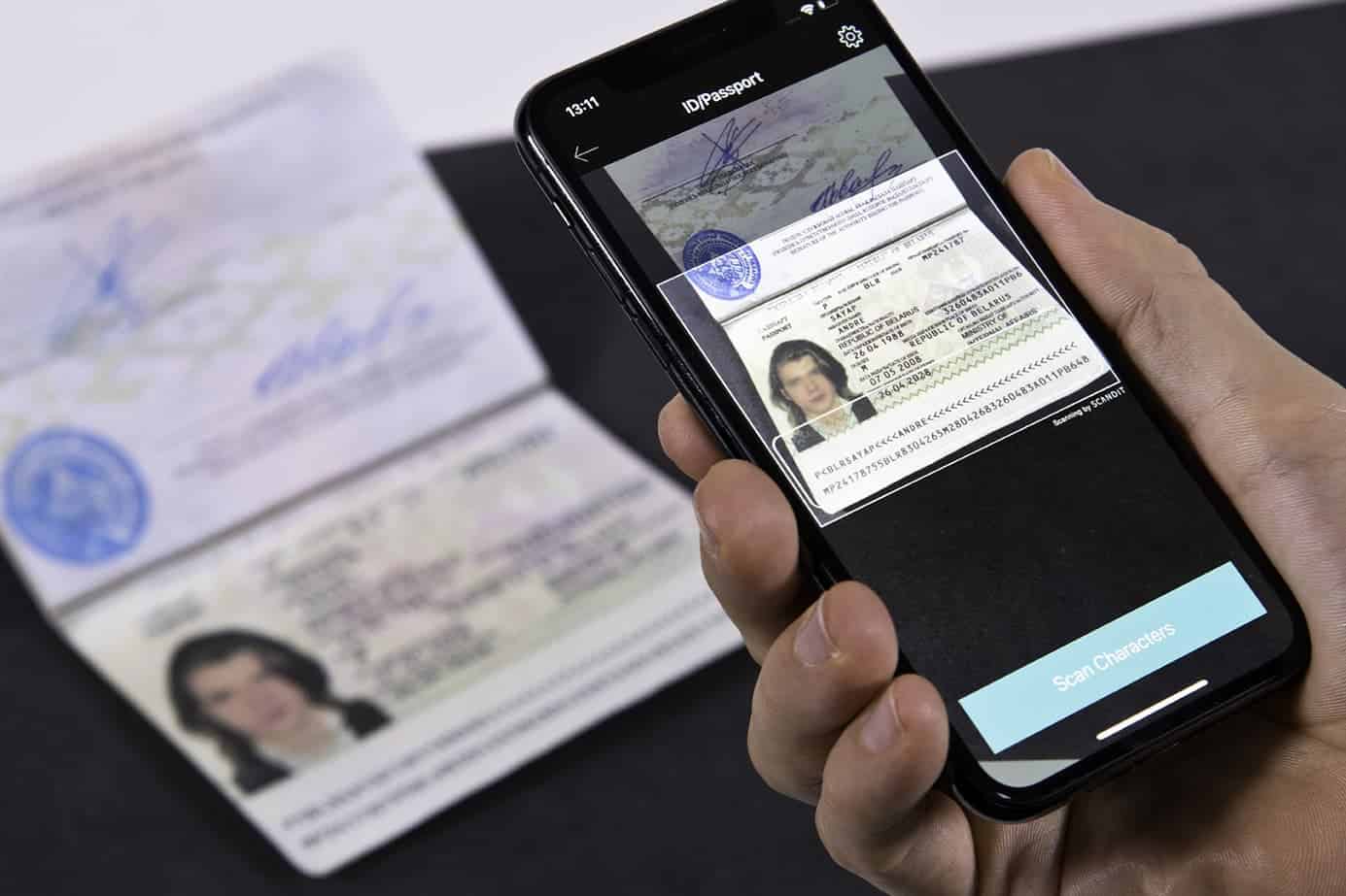 Scansione passaporto OCR per check-in automatico